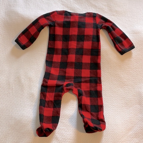 Carter’s Fleece Footed PJs Size 9 Months - Picture 6 of 7